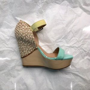 Beachy teal wedges